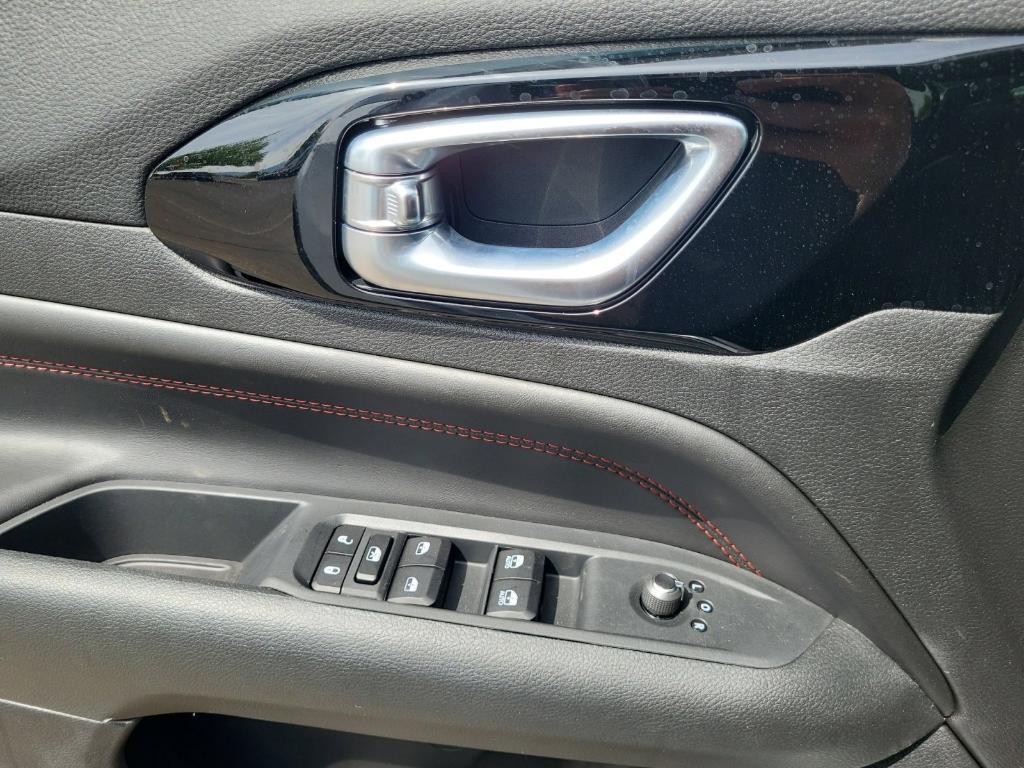 new 2025 Jeep Compass car, priced at $32,686