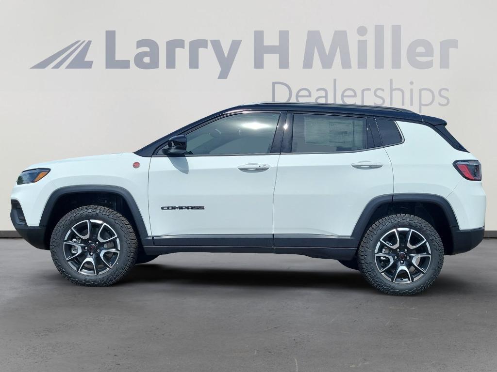 new 2025 Jeep Compass car, priced at $32,686
