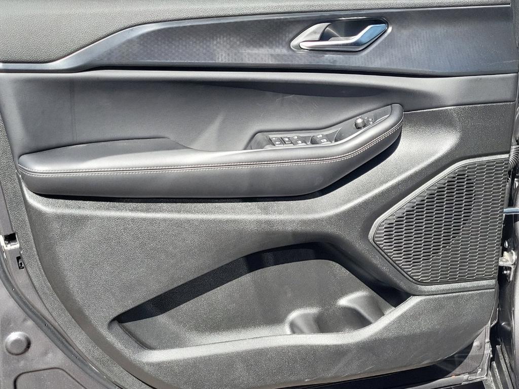 new 2025 Jeep Grand Cherokee car, priced at $44,341