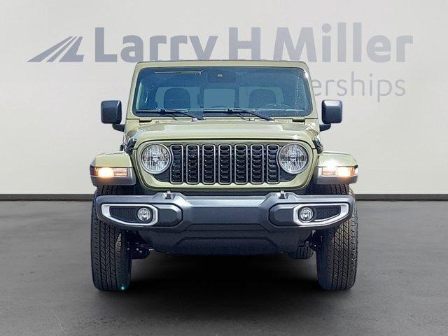 new 2025 Jeep Gladiator car, priced at $47,114