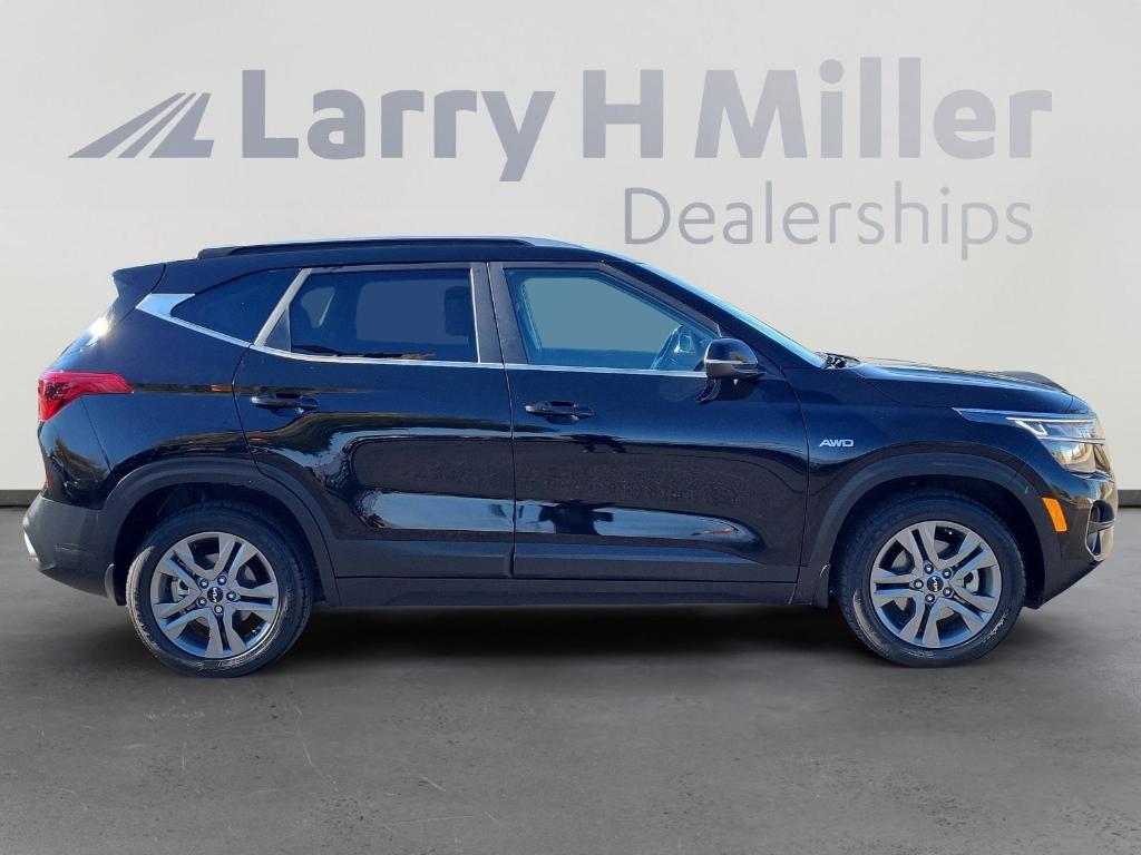 used 2023 Kia Seltos car, priced at $19,997