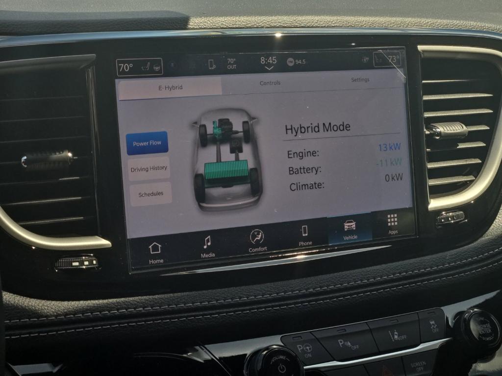 new 2025 Chrysler Pacifica Hybrid car, priced at $49,627