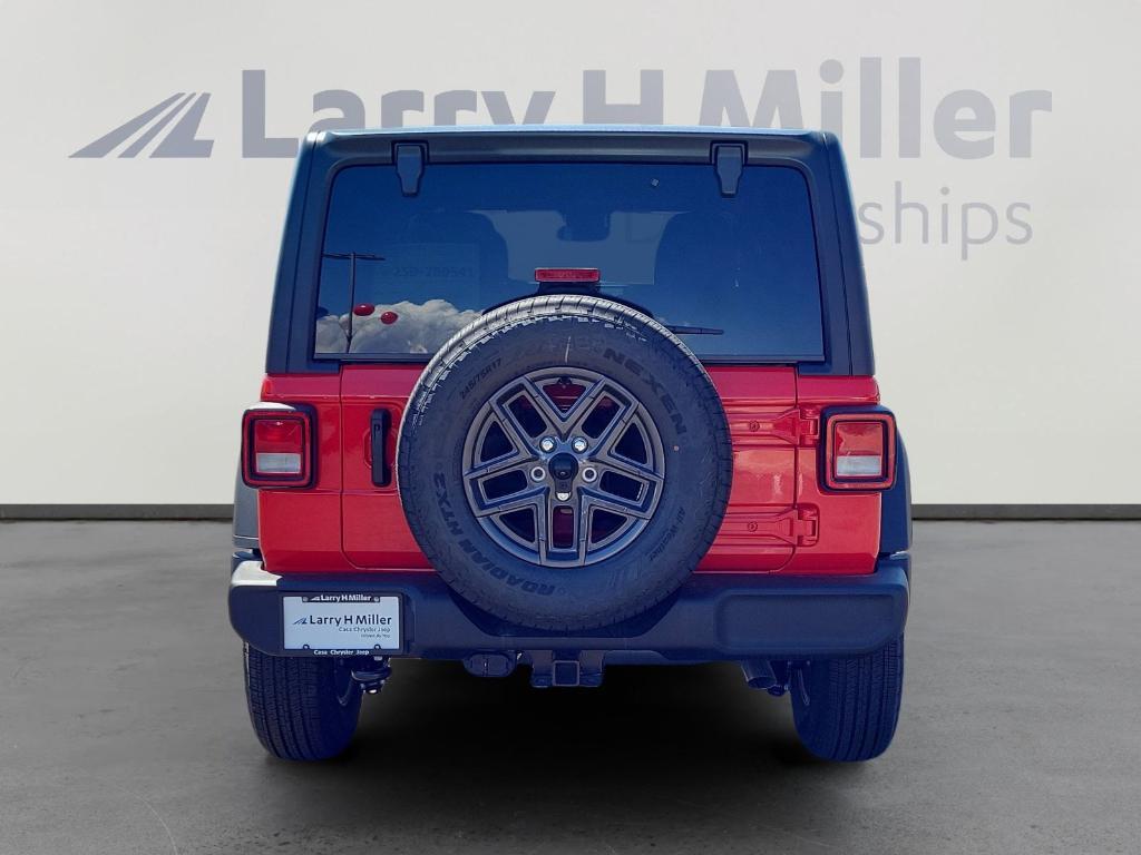 new 2025 Jeep Wrangler car, priced at $45,836