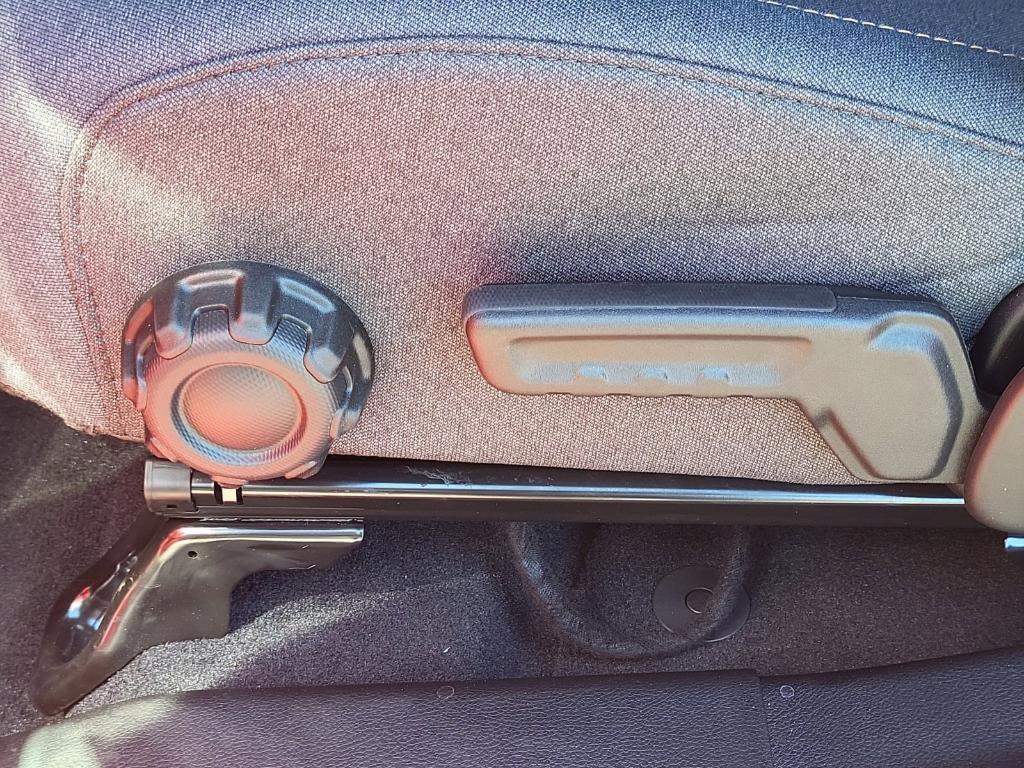 new 2025 Jeep Wrangler car, priced at $45,836