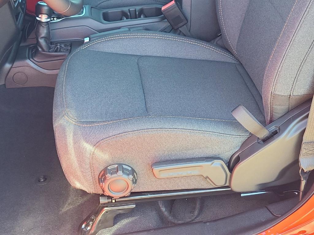 new 2025 Jeep Wrangler car, priced at $45,836