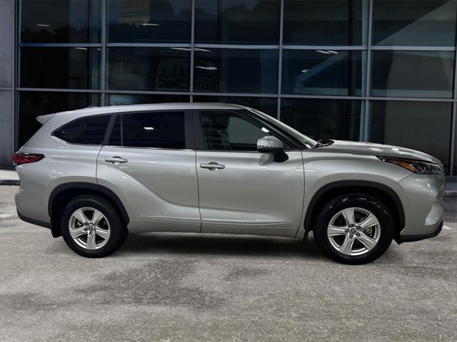 used 2023 Toyota Highlander car, priced at $36,499