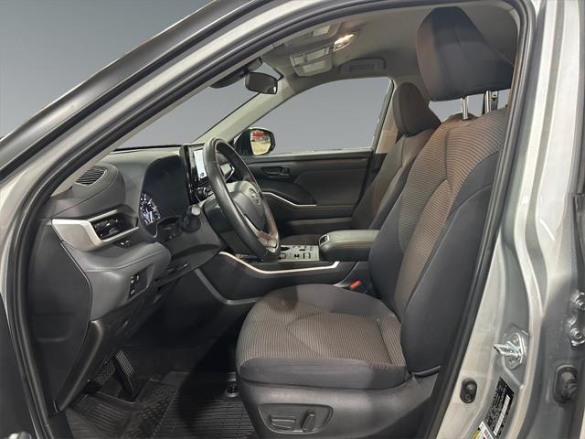 used 2023 Toyota Highlander car, priced at $36,499