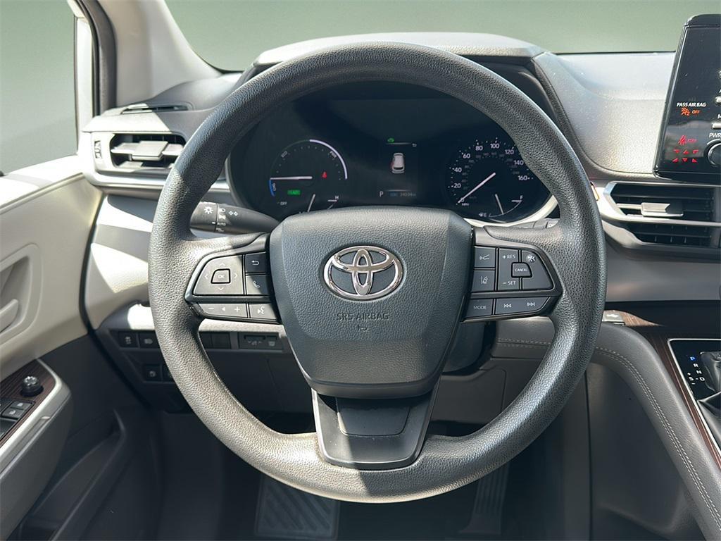 used 2023 Toyota Sienna car, priced at $39,499