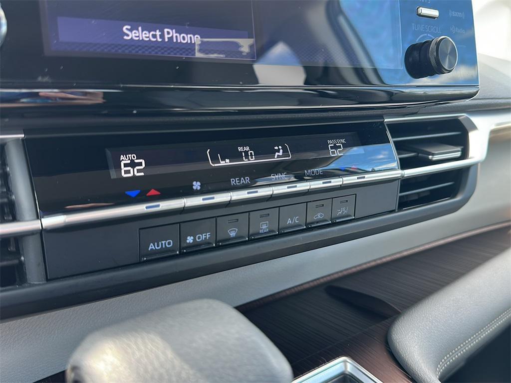 used 2023 Toyota Sienna car, priced at $39,499