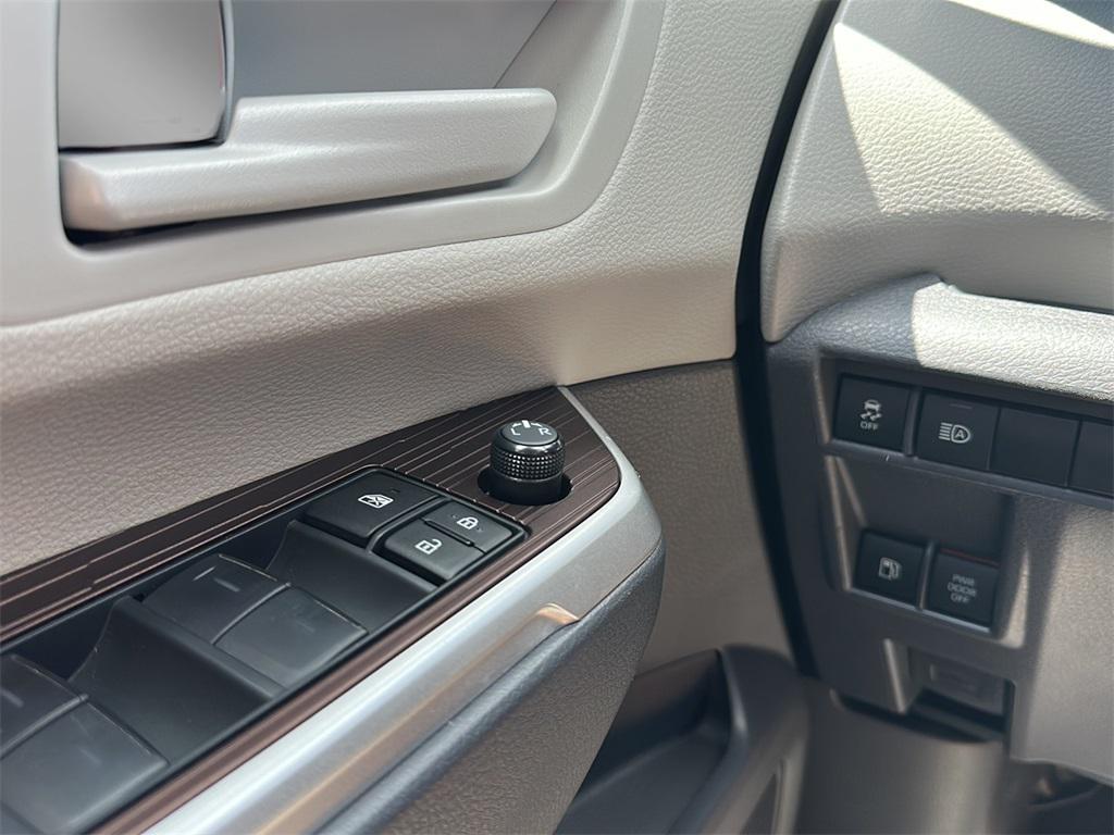 used 2023 Toyota Sienna car, priced at $39,499