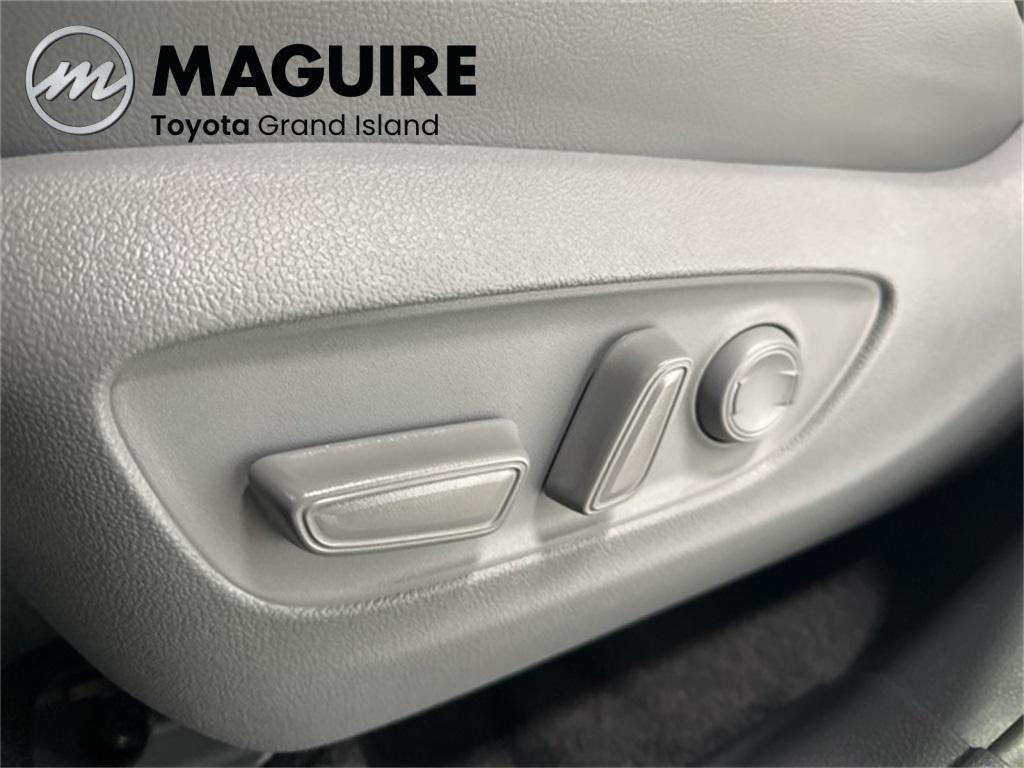 new 2026 Toyota Highlander car, priced at $49,116