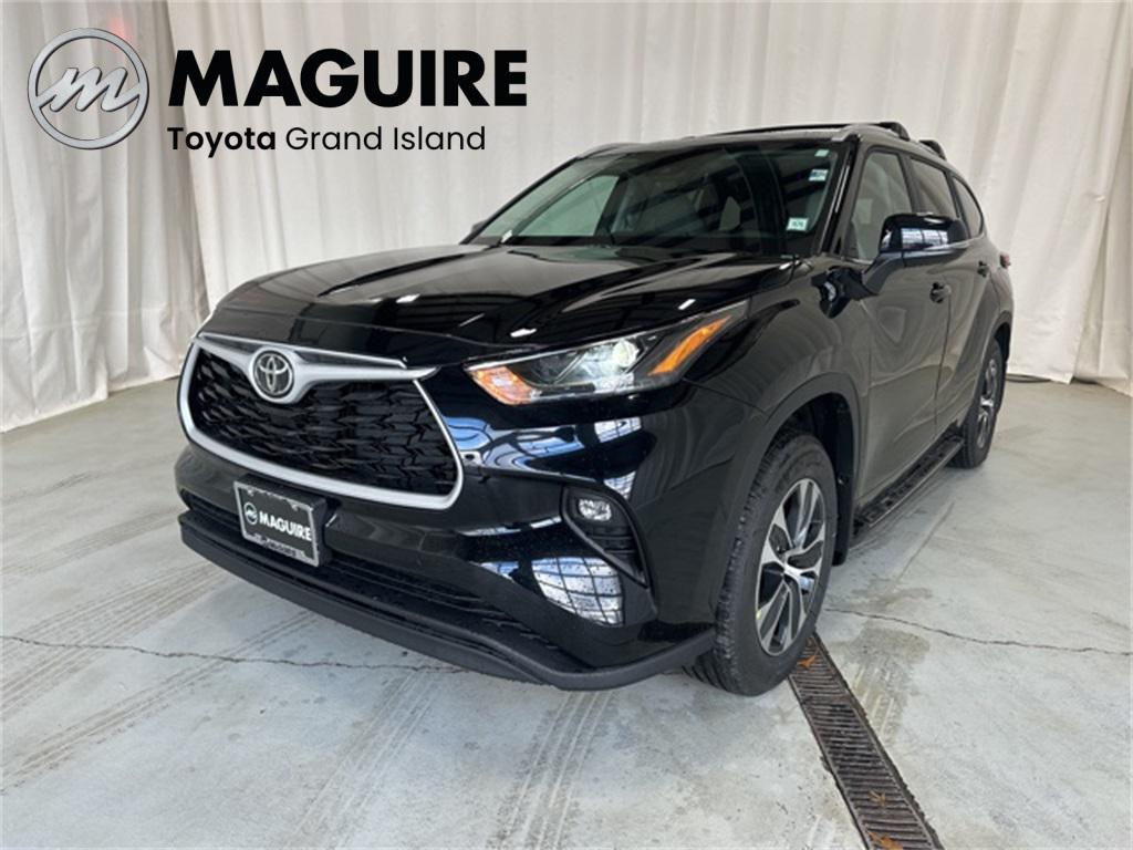new 2026 Toyota Highlander car, priced at $49,116