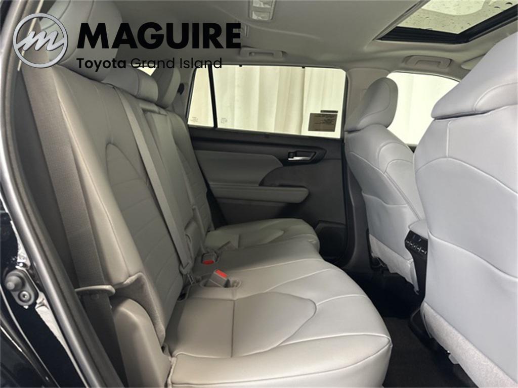 new 2026 Toyota Highlander car, priced at $49,116