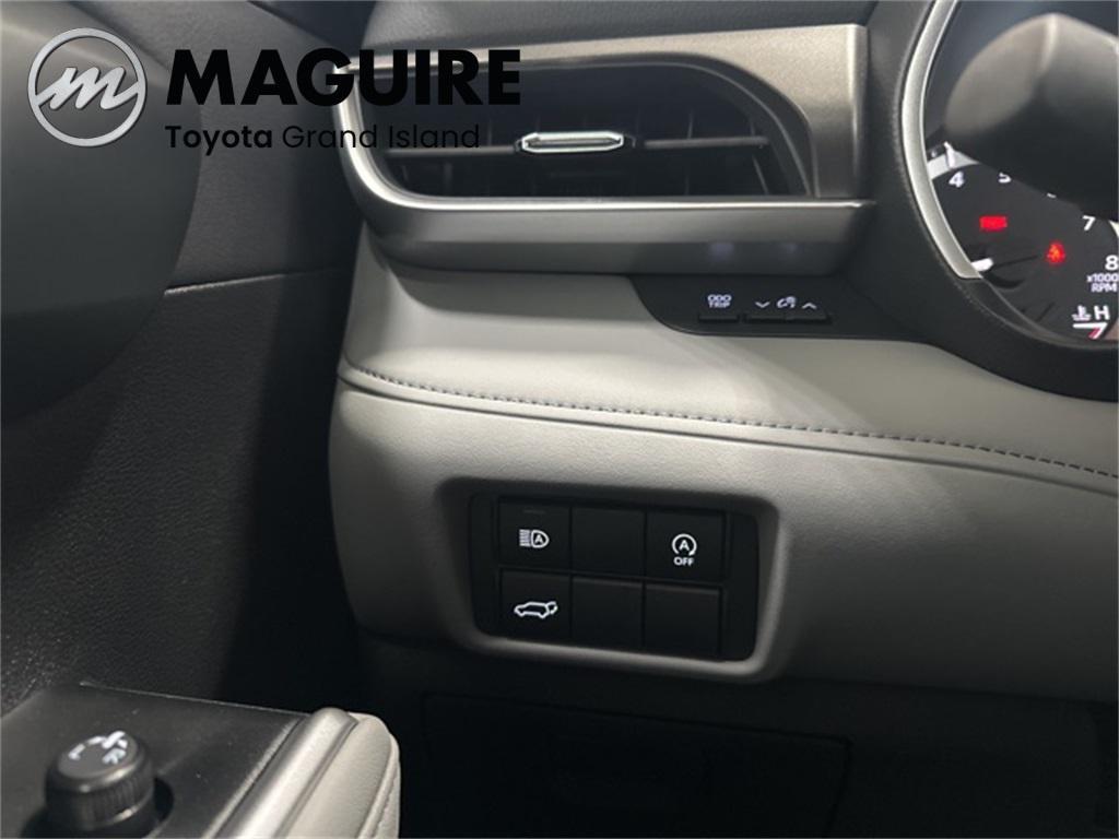 new 2026 Toyota Highlander car, priced at $49,116