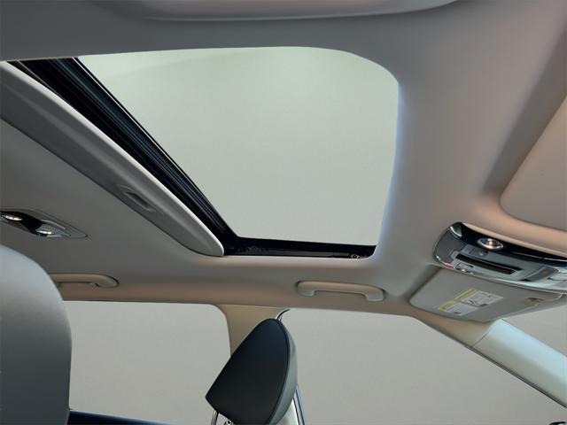 used 2024 Kia Seltos car, priced at $23,999