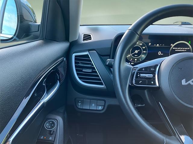 used 2024 Kia Seltos car, priced at $23,999