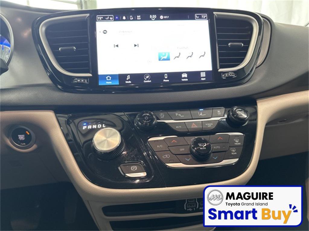 used 2023 Chrysler Pacifica car, priced at $24,999