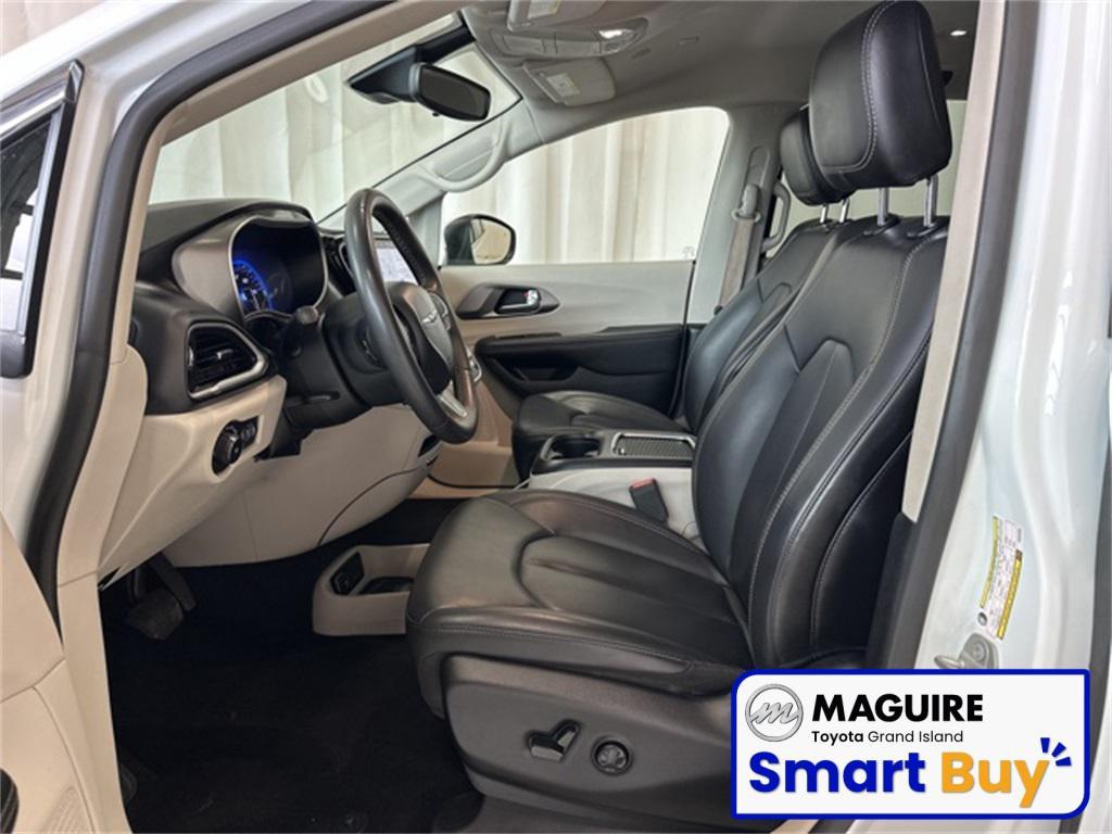 used 2023 Chrysler Pacifica car, priced at $24,999