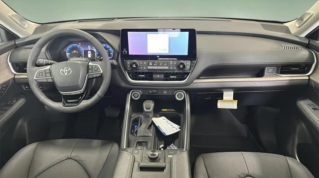 new 2025 Toyota Grand Highlander car, priced at $60,381