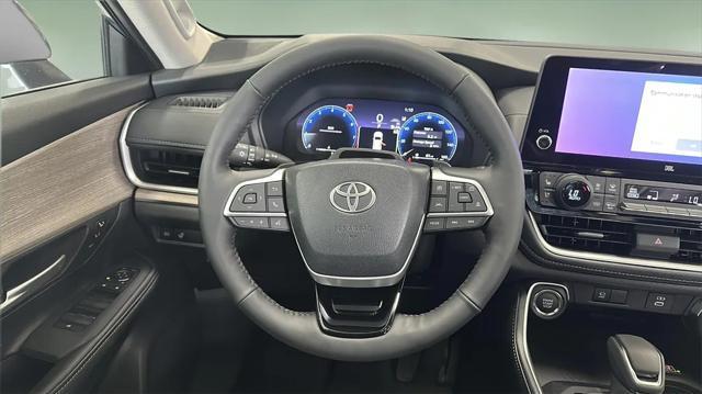 new 2025 Toyota Grand Highlander car, priced at $60,381