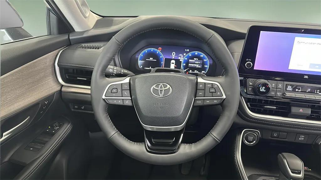 new 2025 Toyota Grand Highlander car, priced at $60,381