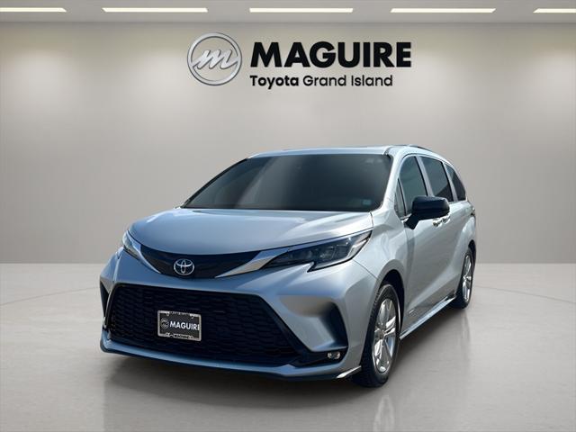 used 2021 Toyota Sienna car, priced at $38,499