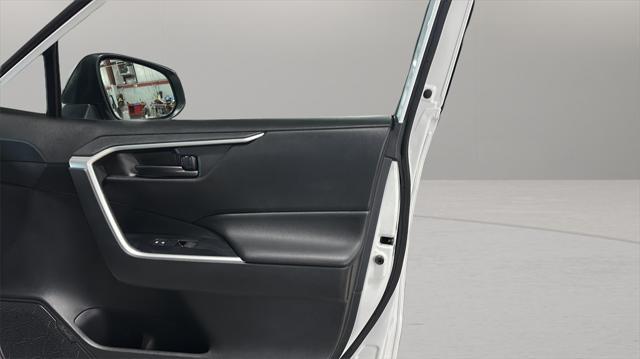 used 2020 Toyota RAV4 car, priced at $21,999