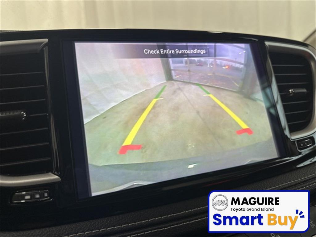 used 2022 Chrysler Pacifica Hybrid car, priced at $20,999