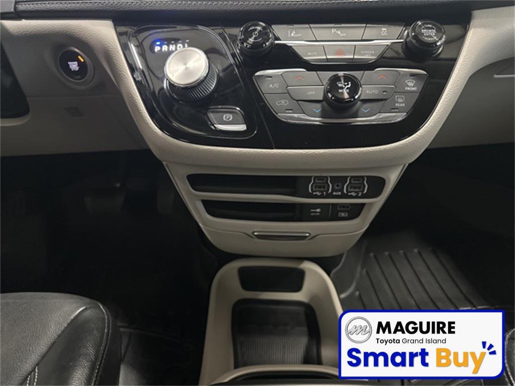 used 2022 Chrysler Pacifica Hybrid car, priced at $20,999