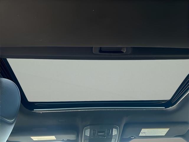 used 2022 Toyota Highlander car, priced at $36,899