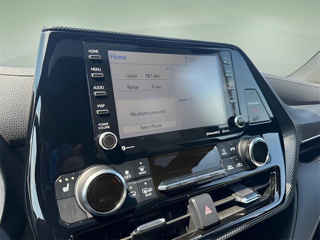 used 2022 Toyota Highlander car, priced at $35,999
