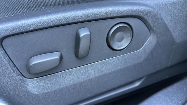 used 2021 Buick Envision car, priced at $24,999