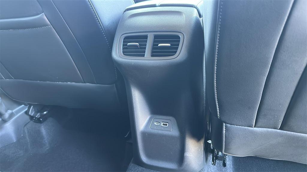 used 2021 Buick Envision car, priced at $23,499