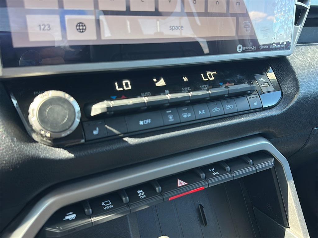 used 2022 Toyota Tundra car, priced at $40,999