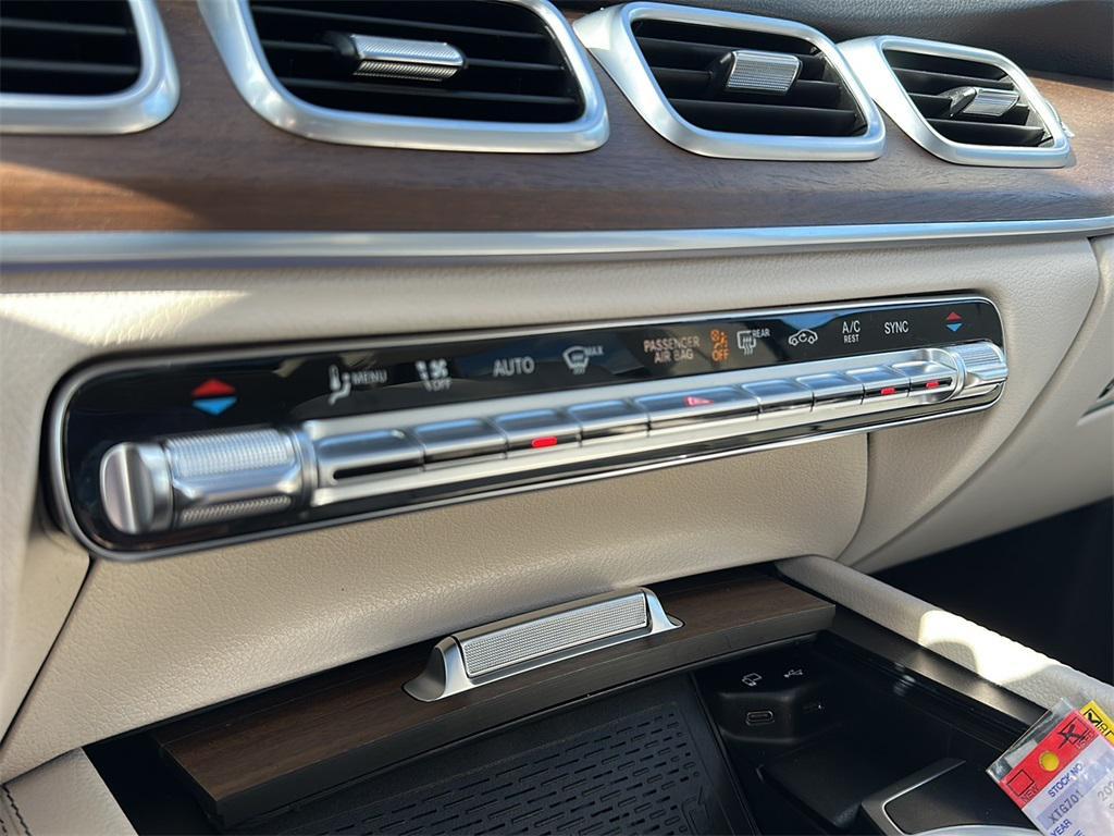 used 2023 Mercedes-Benz GLE 350 car, priced at $43,999