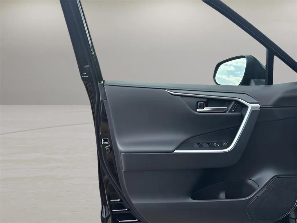 new 2025 Toyota RAV4 car, priced at $41,917