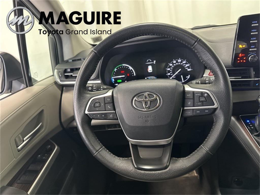 used 2023 Toyota Sienna car, priced at $41,999