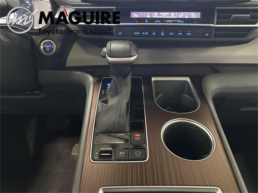 used 2023 Toyota Sienna car, priced at $41,999