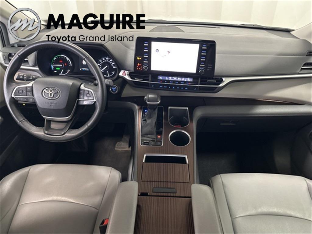 used 2023 Toyota Sienna car, priced at $41,999