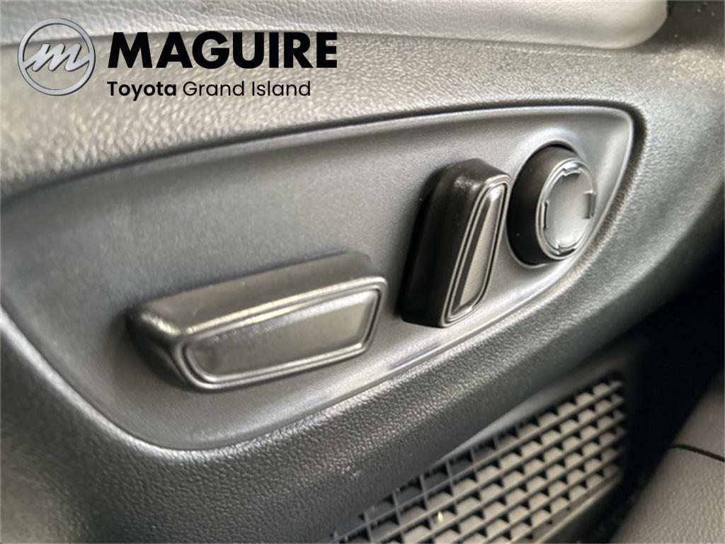 used 2023 Toyota Sienna car, priced at $41,999