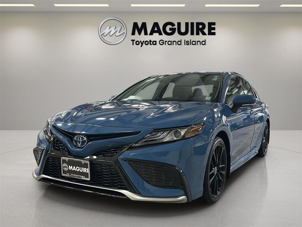 used 2024 Toyota Camry Hybrid car, priced at $30,999