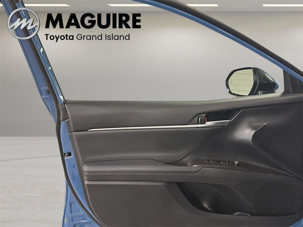 used 2024 Toyota Camry Hybrid car, priced at $30,999