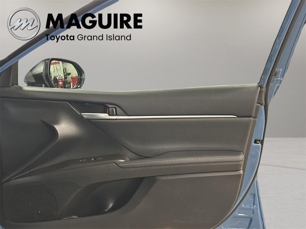 used 2024 Toyota Camry Hybrid car, priced at $30,999