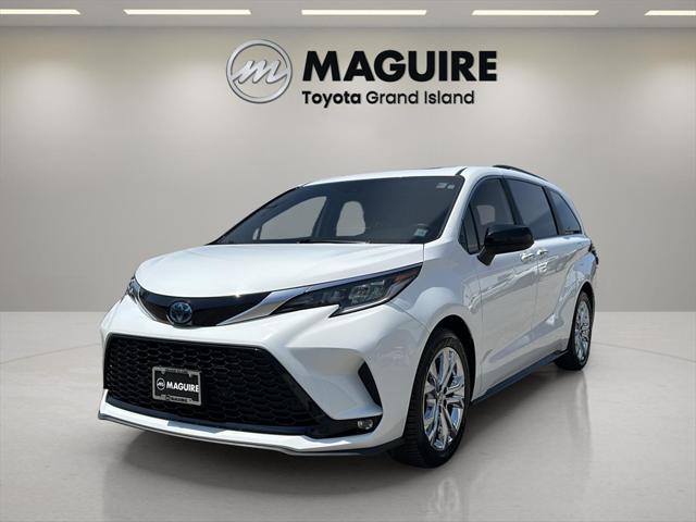 used 2022 Toyota Sienna car, priced at $38,899