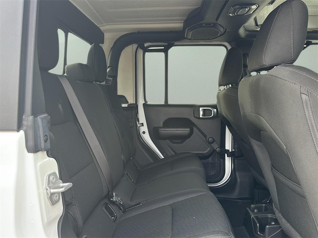 used 2021 Jeep Gladiator car, priced at $29,999