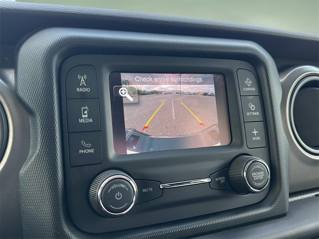 used 2021 Jeep Gladiator car, priced at $29,999