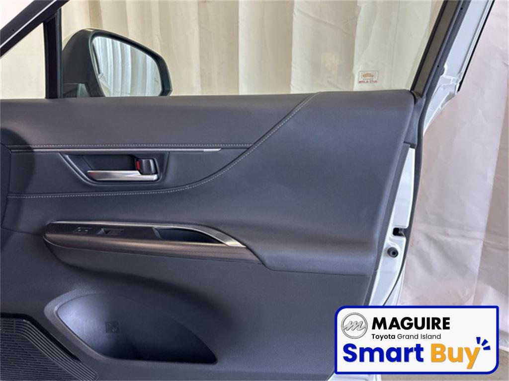 used 2021 Toyota Venza car, priced at $25,999