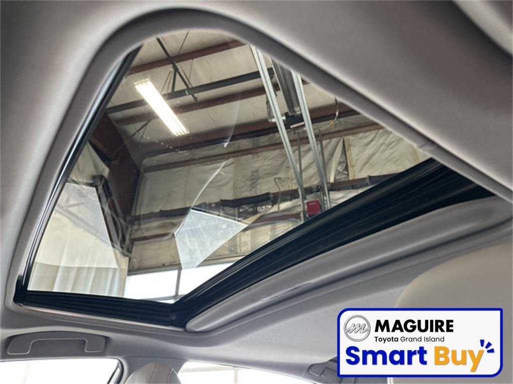 used 2021 Toyota Camry Hybrid car, priced at $24,000