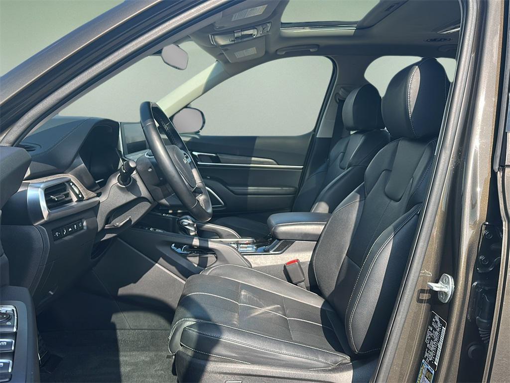 used 2022 Kia Telluride car, priced at $35,999