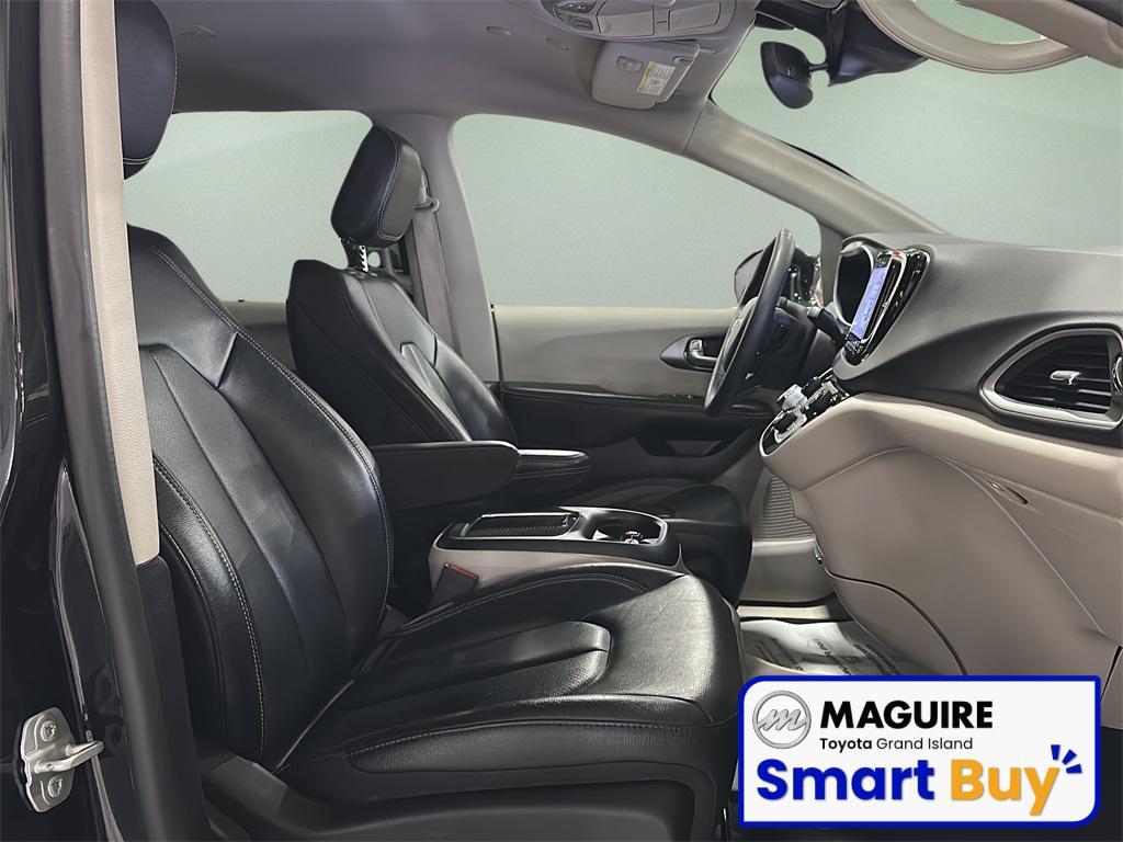 used 2022 Chrysler Pacifica car, priced at $22,999